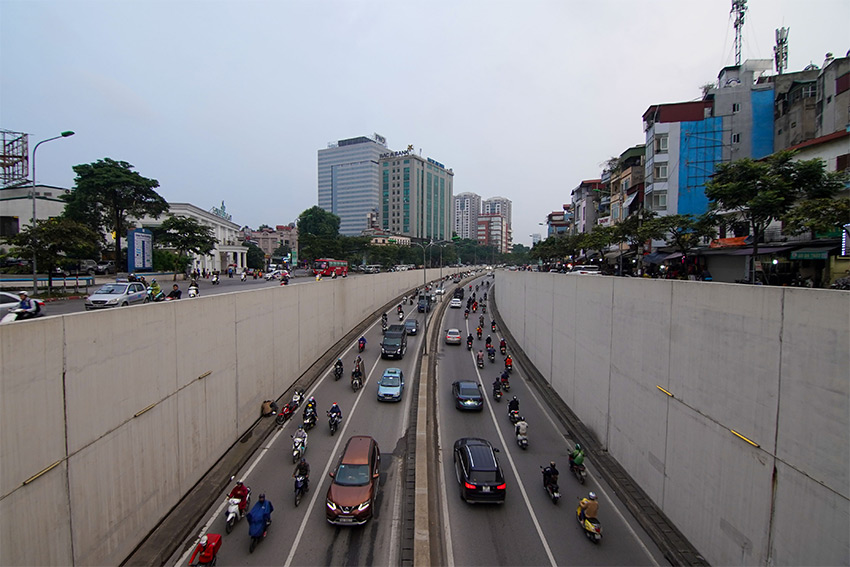 street_in_vietnam