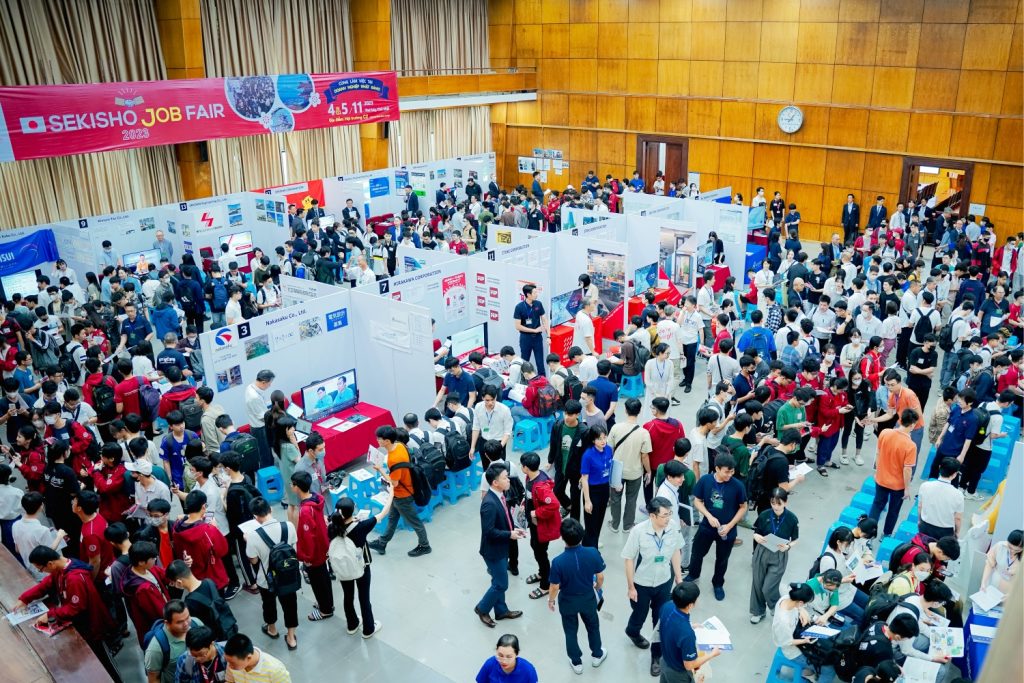 2023-11-4-5_sekisho-job-fair_photo_1500px